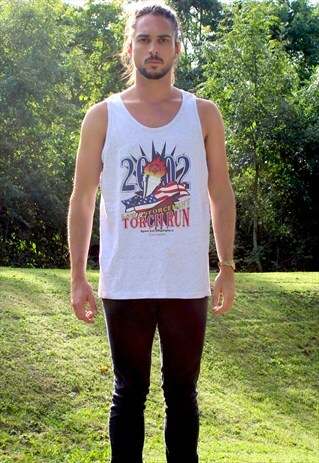 VINTAGE 2002 USA VEST - MEDIUM - RETRO - TORCH RUN - GYM