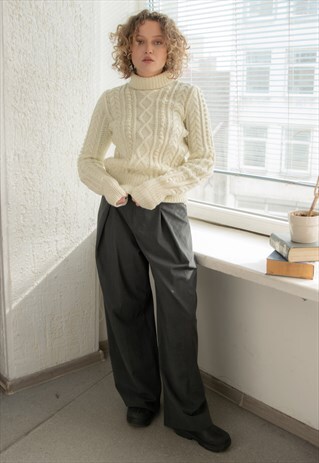 Vintage 80's White Textured Hand Knitted Turtle Neck Jumper