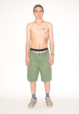 Vintage 90s cargo shorts in green