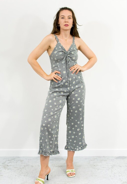 garment image