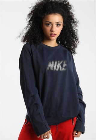 90S NIKE PRINT SPELL OUT EMBROIDERED LOGO SWEATSHIRT