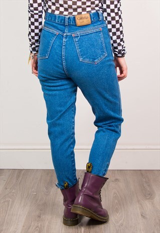 VINTAGE 90'S BLUE DENIM HIGH WAIST MOM JEANS