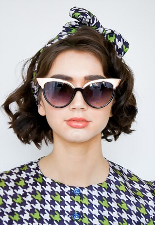 BLACK RETRO SUNGLASSES