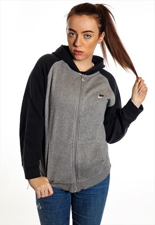 VINTAGE NIKE HOODIE H231