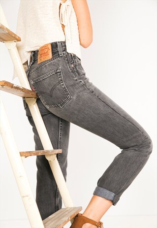 VINTAGE 80S LEVI'S 501 SLIM FIT /AVELINASREWORKS / C901