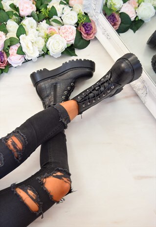 CHUNKY PLATFORM CROC BIKER BOOTS - BLACK PU