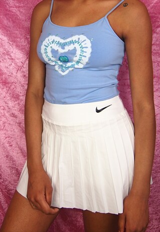 WHITE PLEATED SKIRT