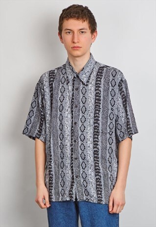 VINTAGE 90'S GREY SNAKE PRINT SHORT SLEEVE SHIRT