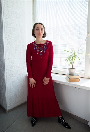 VINTAGE 80'S RED EMBROIDERED FRONT LONG SLEEVED DRESS