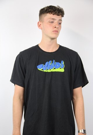 VINTAGE GRAPHIC ADIDAS T-SHIRT