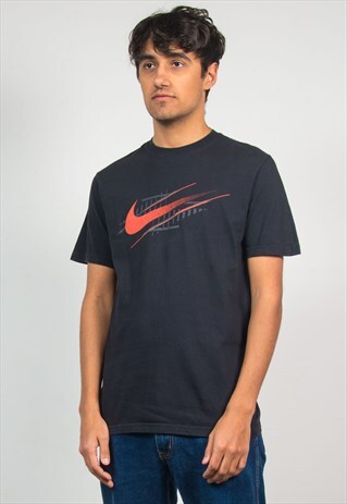 VINTAGE NIKE T-SHIRT