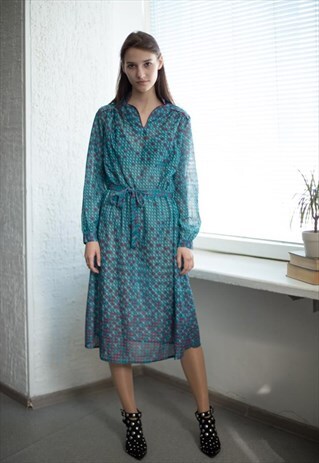 VINTAGE 80'S MIDI BLUE GEOMETRIC PRINT LONG SLEEVED DRESS