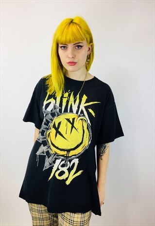 VINTAGE BLINK 182 BAND T-SHIRT