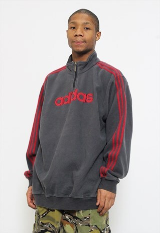 VINTAGE ADIDAS 1/4 ZIP SWEATSHIRT