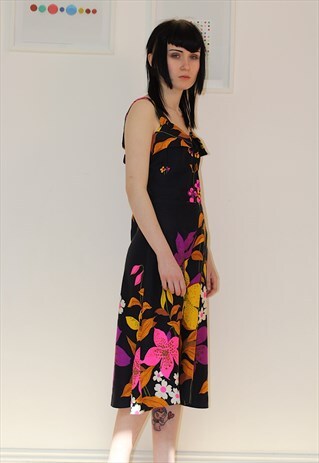 70S SUMMER FLORAL DRESS