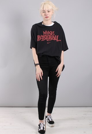 VINTAGE NIKE T-SHIRT