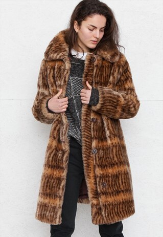 VINTAGE BROWN FAUX FUR COAT