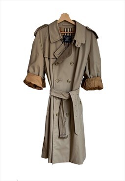 Burberry vintage oversized unisex trench coat. M