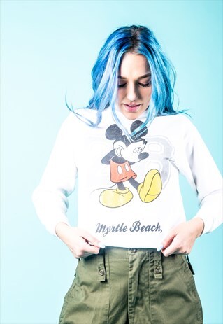 VINTAGE DISNEY SWEATER IN WHITE WITH MICKEY MOUSE