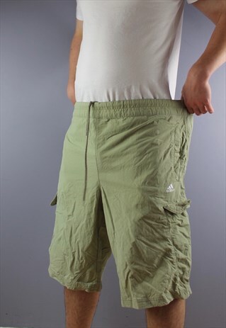 VINTAGE ADIDAS SHORTS IN GREEN WITH POCKETS, EMBROIDERED LOG