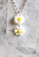 DOUBLE DAISY RESIN NECKLACE