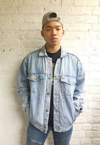 DENIM JACKET WITH CUSTOM PATCHWORK (1990'S/WASHED BLUE)