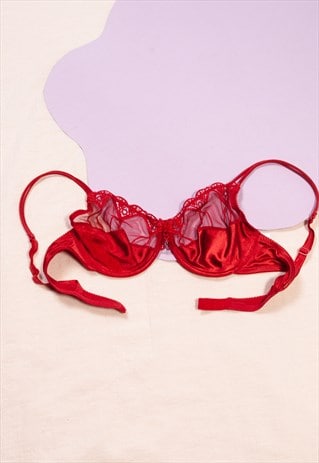 Vintage Bra 90s Lace Satin Lingerie in Red