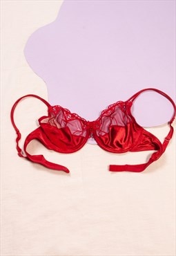 Vintage Bra 90s Lace Satin Lingerie in Red