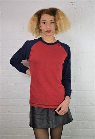 VINTAGE 90'S TOMMY HILFIGER LONG SLEEVED T