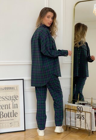 SUIT IN BOYFRIEND'S PAJAMA STYLE: SHIRT & PANTS