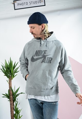 VINTAGE NIKE HOODIE WITH GRAPHIC LOGO IN GREY