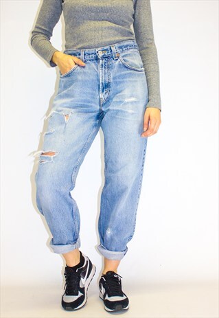 VINTAGE DISTRESSED BOYFRIEND LEVI JEANS