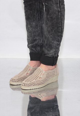 VINTAGE 90' AMAZING BEAUTIFUL GREY LIGHT WEDGE SHOES