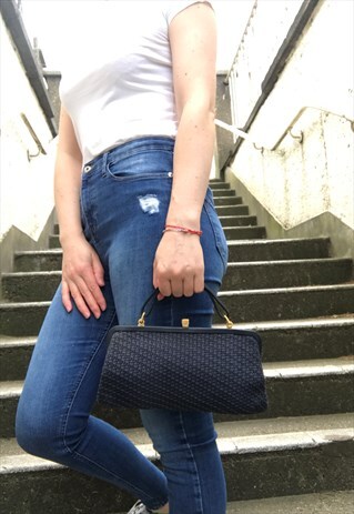 WOVEN HANDBAG