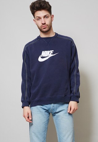 CLASSIC NAVY BLUE 90'S OVERSIZED NIKE SWEATSHIRT