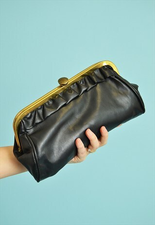 COOL VINTAGE 70'S FAUX LEATHER CLUTCH STYLE BAG