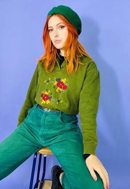 Vintage 80s Cottagecore Embroidered Floral Sweatshirt