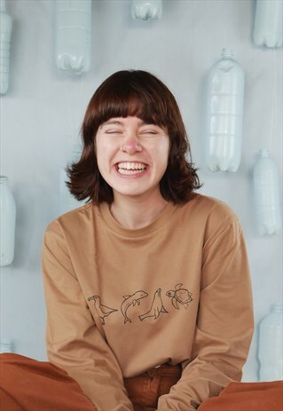 ORGANIC LONG SLEEVE IN TAN WITH OCEAN CREATURES PRINT