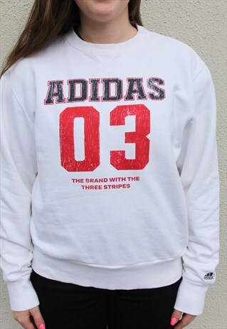 VINTAGE ADIDAS SWEATSHIRT SIZE WOMEN'S S/M