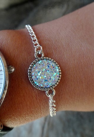 IRIDESCENT DRUZY BRACELET