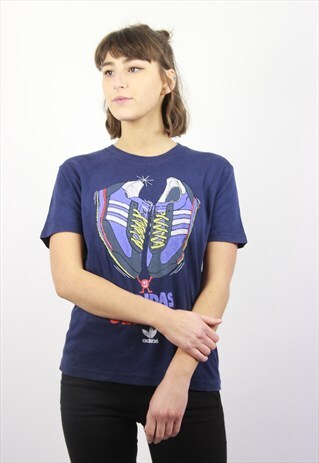 VINTAGE ADIDAS TSHIRT