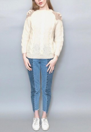 VINTAGE 1990'S CREAM SHOULDER PATTERNED KNITTED JUMPER