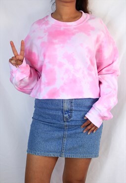 Cute cropped Tie dye jumper in pink with raw edge