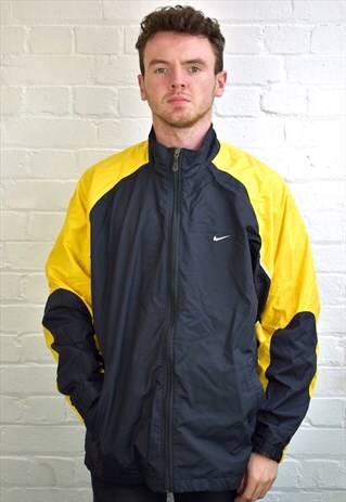 VINTAGE 90'S NIKE JACKET