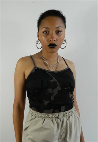 KHAKI CAMEO TOP Y2K STYLE