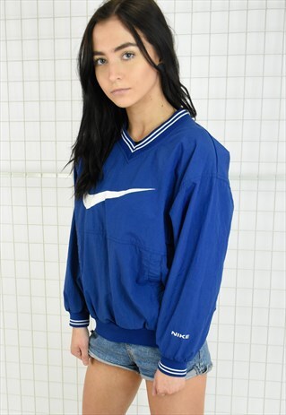 VINTAGE NIKE V NECK SPORTS TOP