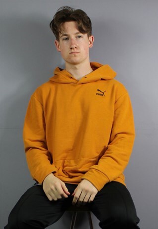 VINTAGE PUMA WORLDWIDE HOODIE IN ORANGE WITH PRINTED LOGO. S