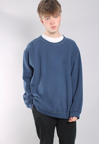 VINTAGE NIKE SWEATSHIRT