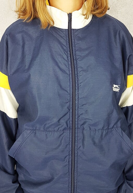 garment image