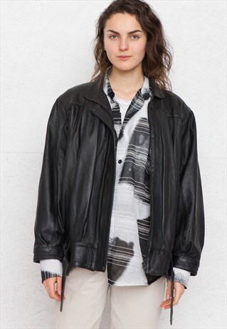 VINTAGE BLACK LEATHER JACKET